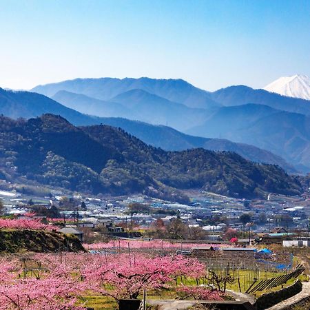 ホテル 楽せりな 笛吹市 エクステリア 写真
